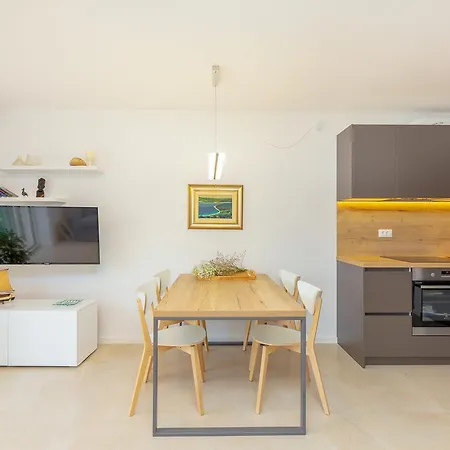 Hedera A55 Apartmán *